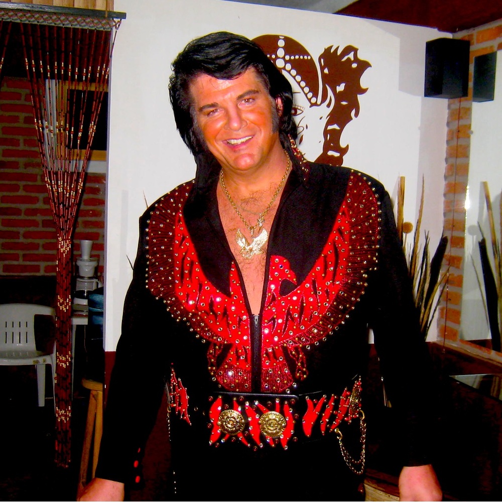 Meet your Posher, Charlie